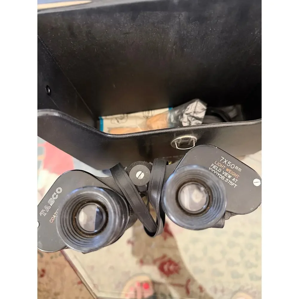 VTG Tasco Binoculars Black Coated Optics 1000 YDS with Case Light Weight 7x35mm
